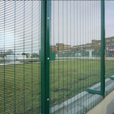 ۳۵۸ ۴٫۰ میلی متر سد ایمنی ضد صعود سبز خاکستری PVC رنگ آمیزی گالوانیزه