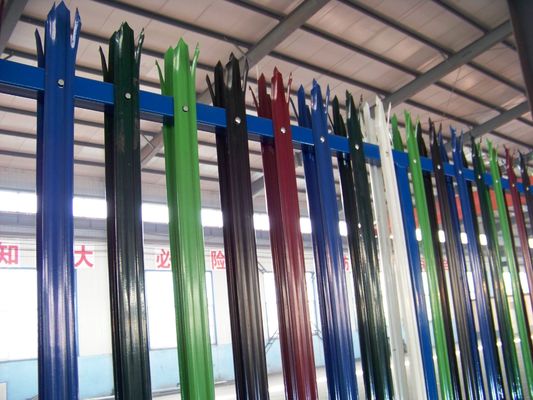 حصار زينتي با پوشش PVC گالوانيزه شده فولادي