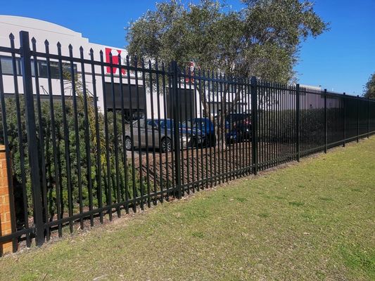 فابریک عرضه 5FT آهن سیاه باخته نرده آسان مونتاژ 3 ریل لوله نرده نرده پانل برای استخر شنا