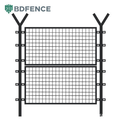 3000mm فرودگاه منحنی Welded Wire Mesh پانل به راحتی مونتاژ باغ مرز دیوار امنیت حصار آهن